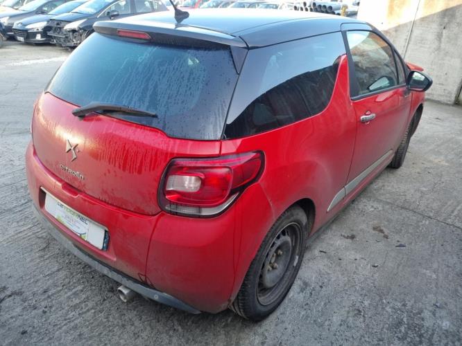 Image Feu arriere principal droit (feux) - CITROEN DS3