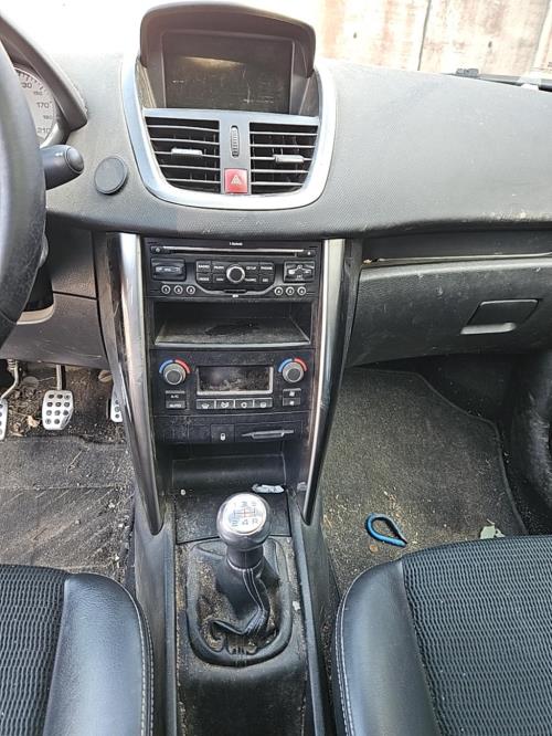 Image Ecran GPS - PEUGEOT 207