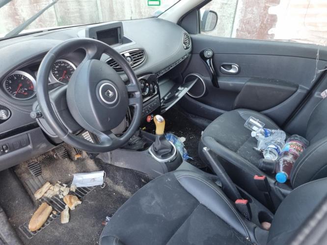 Image Platine feu arriere droit - RENAULT CLIO 3