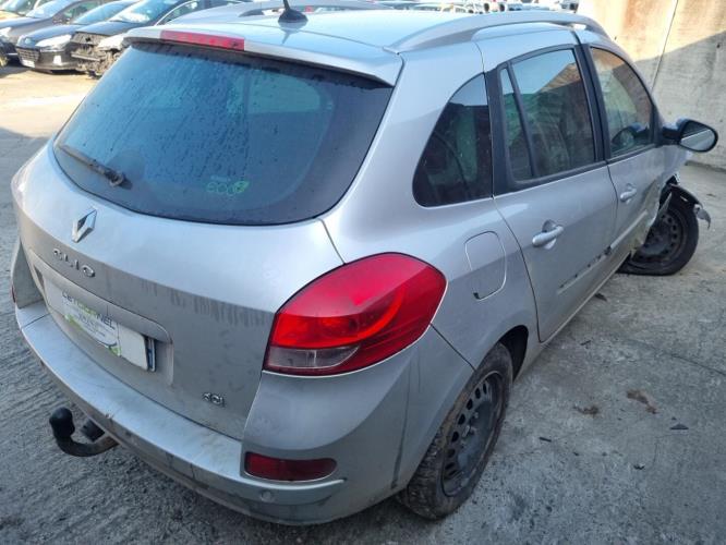 Image Platine feu arriere droit - RENAULT CLIO 3