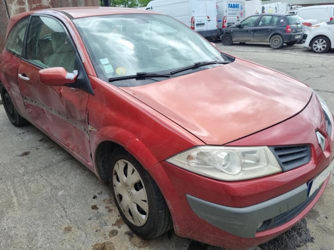 Image Feu arriere principal gauche (feux) - RENAULT MEGANE 2