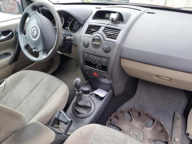 Image Feu arriere principal gauche (feux) - RENAULT MEGANE 2