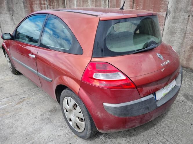 Image Feu arriere principal gauche (feux) - RENAULT MEGANE 2