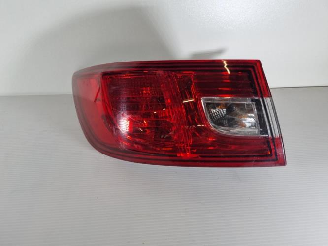 Image Feu arriere principal gauche (feux) - RENAULT CLIO 4