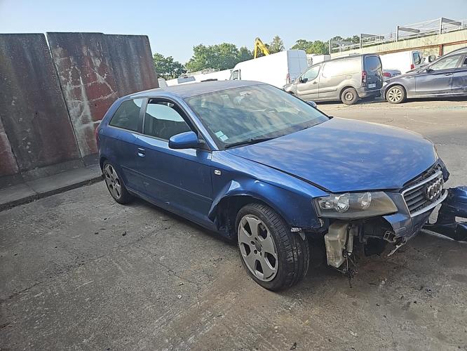 Image Feu arriere principal droit (feux) - AUDI A3 2