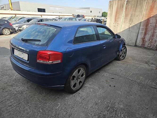 Image Feu arriere principal droit (feux) - AUDI A3 2