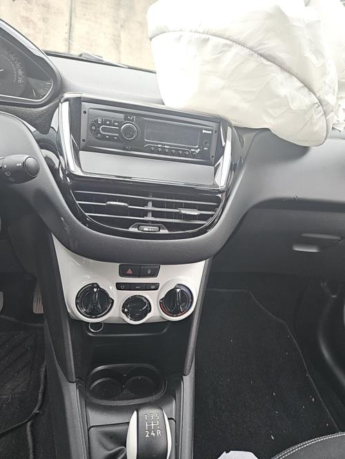 Image Porte arriere gauche - PEUGEOT 208 1