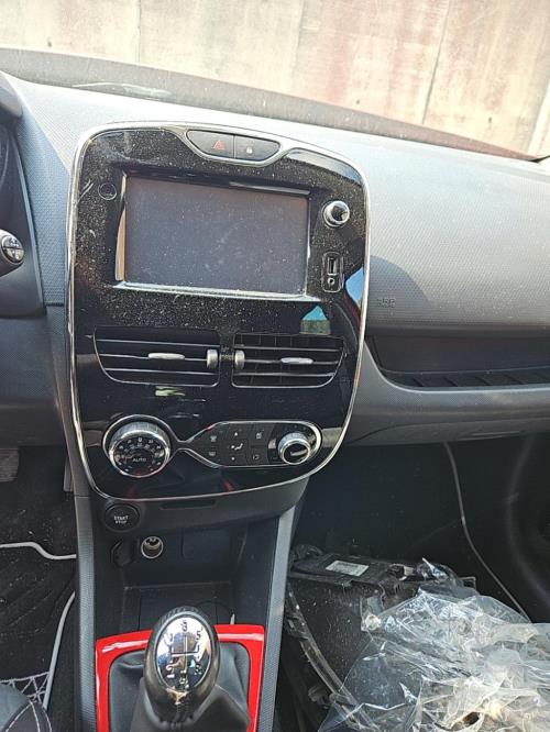 Image Feu arriere principal droit (feux) - RENAULT CLIO 4