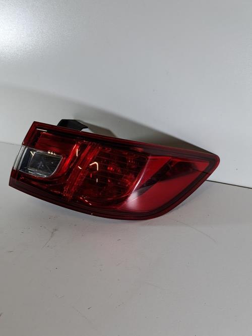 Image Feu arriere principal droit (feux) - RENAULT CLIO 4