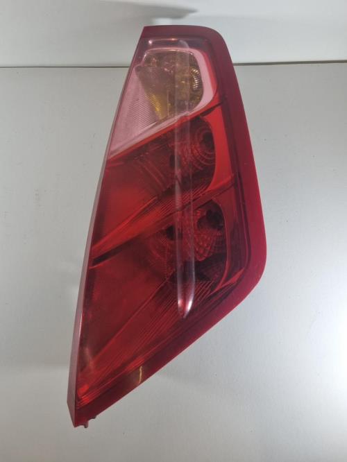 Image Feu arriere principal droit (feux) - FIAT GRANDE PUNTO