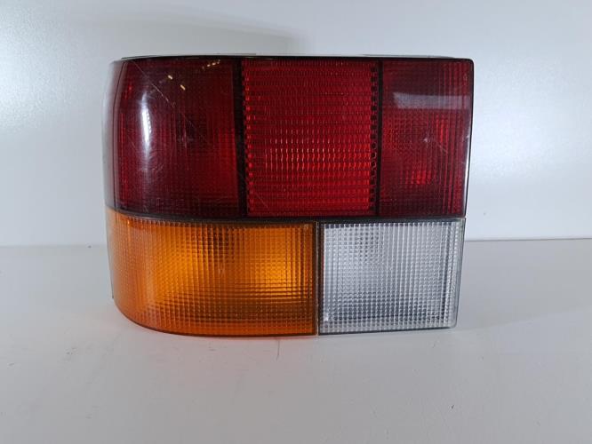 Image Feu arriere principal gauche (feux) - RENAULT R19