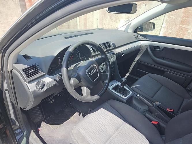 Image Malle/Hayon arriere - AUDI A4 2