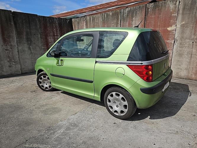 Image Porte avant droit - PEUGEOT 1007