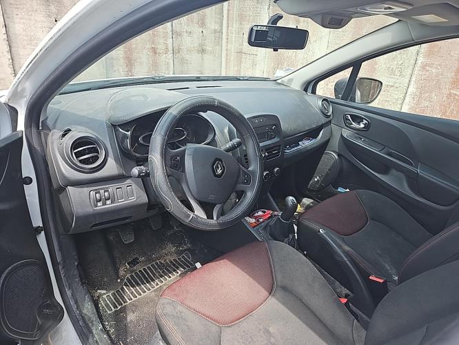 Image Feu diurne avant gauche - RENAULT CLIO 4