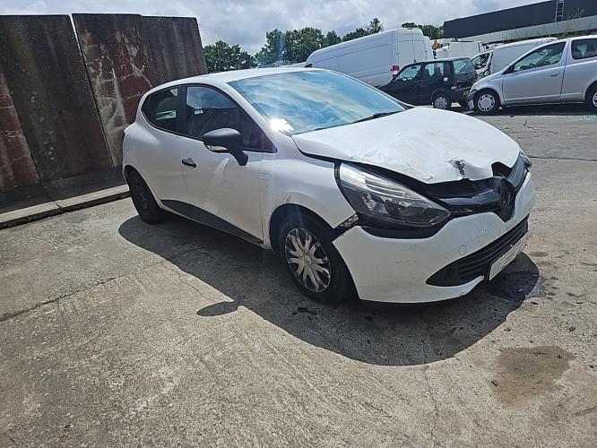 Image Feu diurne avant gauche - RENAULT CLIO 4