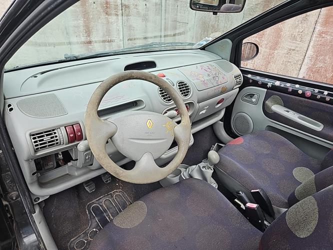 Image Pare choc avant - RENAULT TWINGO 1