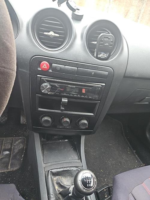 Image Retroviseur gauche - SEAT IBIZA 3