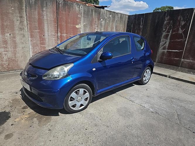 Image Feu arriere principal gauche (feux) - TOYOTA AYGO 1