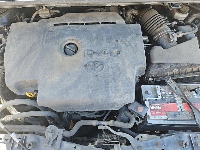 Image Capot - TOYOTA VERSO