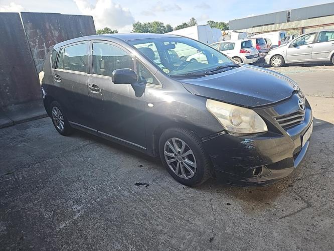 Image Capot - TOYOTA VERSO