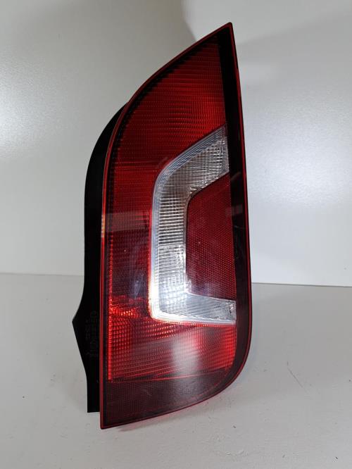 Image Feu arriere principal droit (feux) - VOLKSWAGEN UP