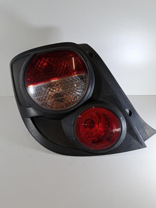 Image Feu arriere principal gauche (feux) - CHEVROLET AVEO 2