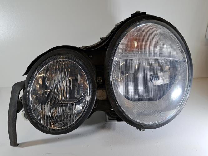 Image Optique avant principal gauche (feux)(phare) - MERCEDES CLASSE E 210