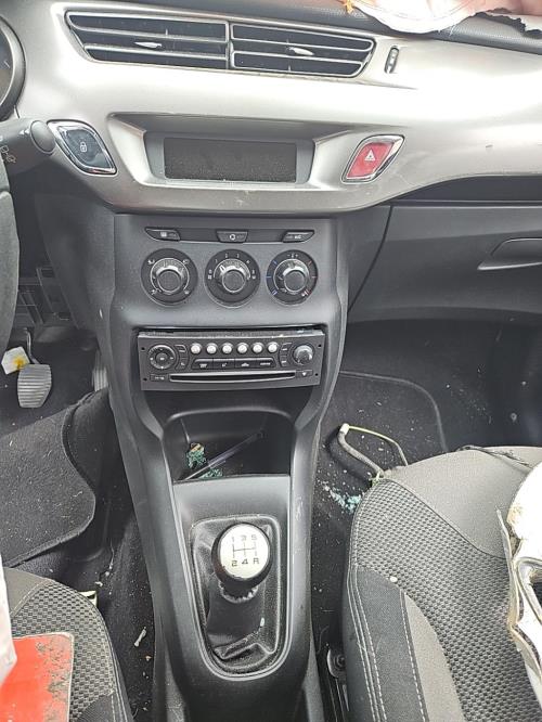 Image Porte fusible - CITROEN C3 2