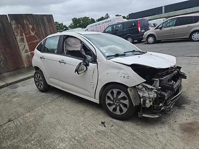 Image Porte fusible - CITROEN C3 2