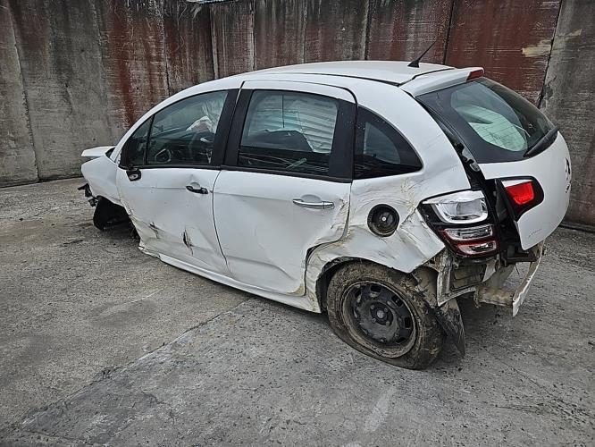 Image Porte fusible - CITROEN C3 2