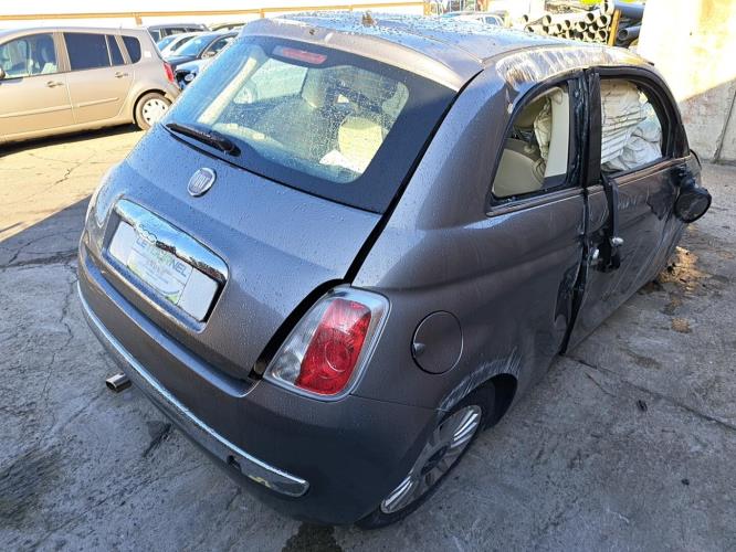 Image Feu arriere principal gauche (feux) - FIAT 500 2