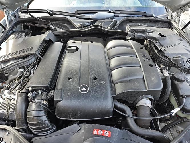 Image Autoradio - MERCEDES CLASSE E 211
