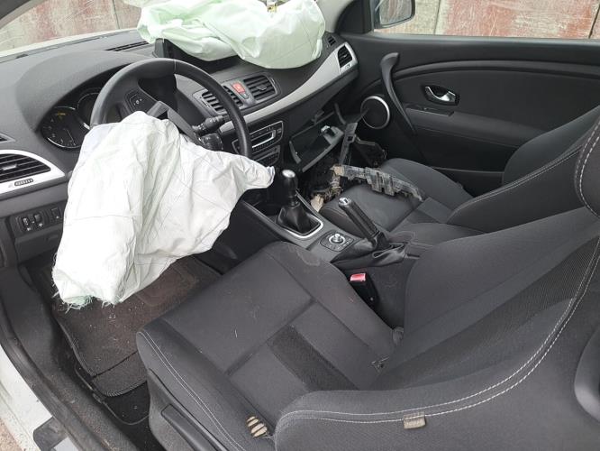 Image Malle/Hayon arriere - RENAULT MEGANE 3
