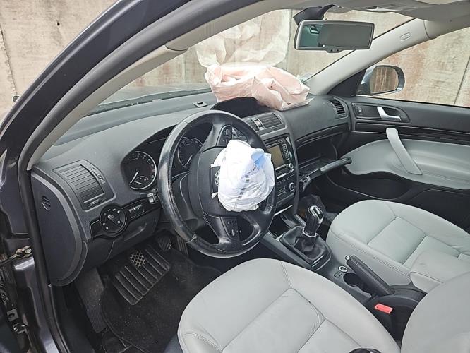 Image Retroviseur droit - SKODA OCTAVIA 2