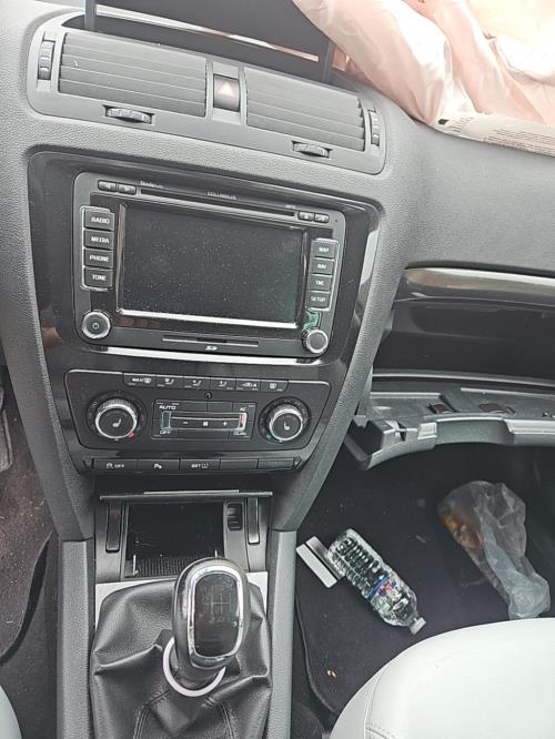 Image Retroviseur droit - SKODA OCTAVIA 2