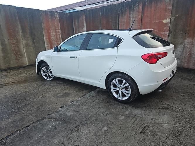 Image Moteur - ALFA ROMEO GIULIETTA 2
