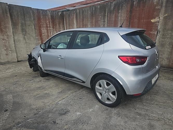 Image Feu diurne avant gauche - RENAULT CLIO 4