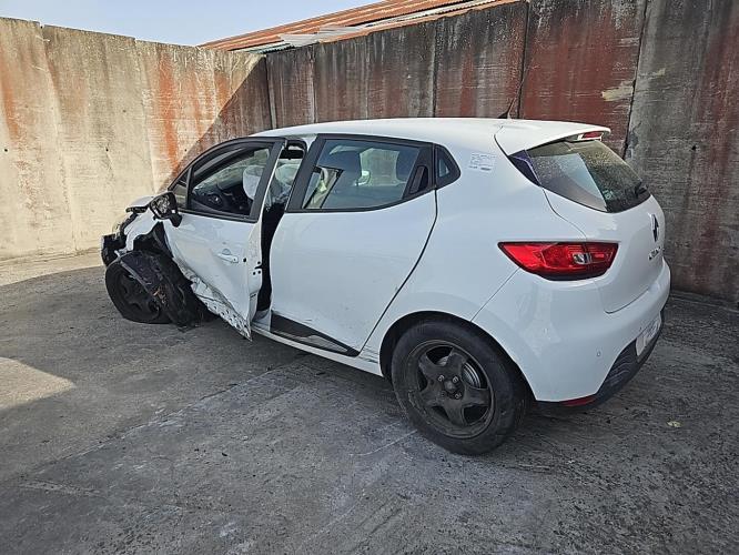 Image Feu diurne avant gauche - RENAULT CLIO 4