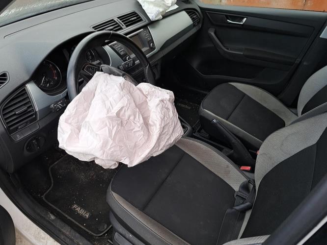 Image Autoradio d'origine - SKODA FABIA 3