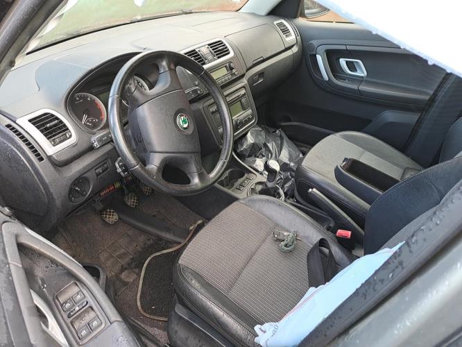 Image Malle/Hayon arriere - SKODA ROOMSTER