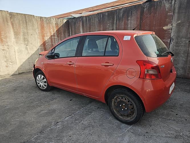 Image Feu arriere principal droit (feux) - TOYOTA YARIS 2