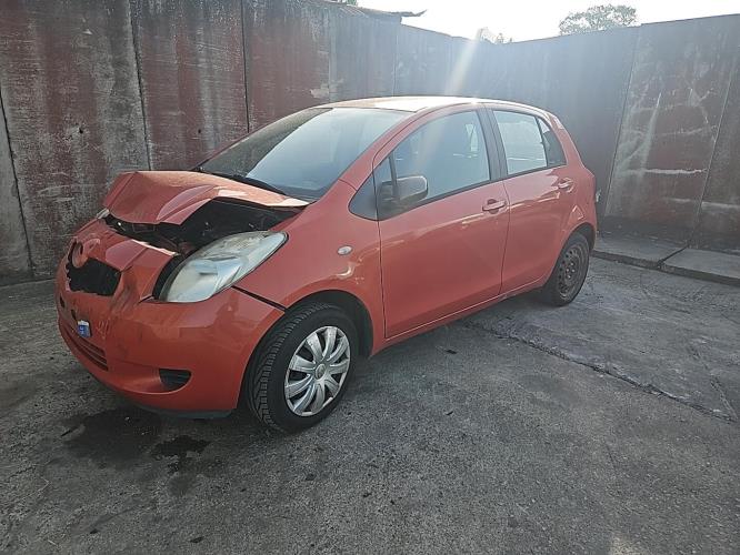 Image Feu arriere principal droit (feux) - TOYOTA YARIS 2
