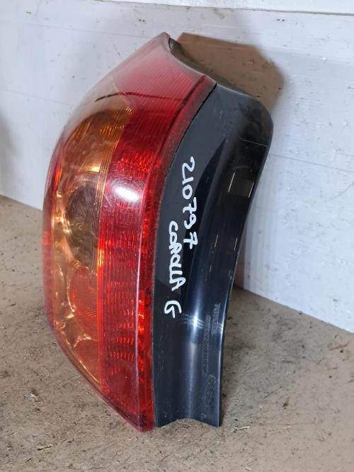 Image Feu arriere principal gauche (feux) - TOYOTA COROLLA 10
