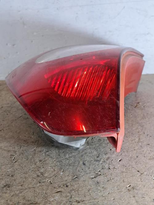 Image Feu arriere principal droit (feux) - RENAULT CLIO 2
