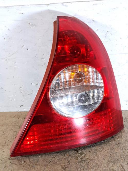Image Feu arriere principal droit (feux) - RENAULT CLIO 2