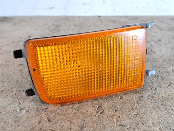 Image Optique avant secondaire droit (feux)(clignotant) - VOLKSWAGEN GOLF 3