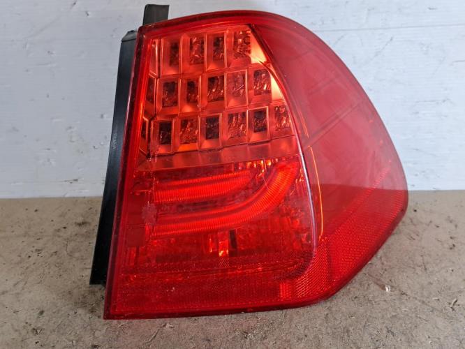 Image Feu arriere principal droit (feux) - BMW SERIE 3 E91