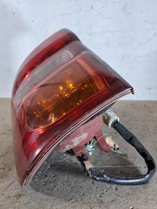 Image Feu arriere principal gauche (feux) - TOYOTA RAV4 2