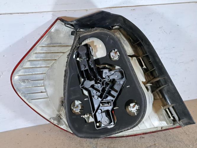 Image Feu arriere principal droit (feux) - BMW SERIE 1 E87
