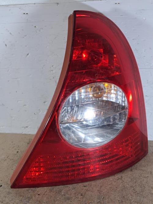 Image Feu arriere principal droit (feux) - RENAULT CLIO 2